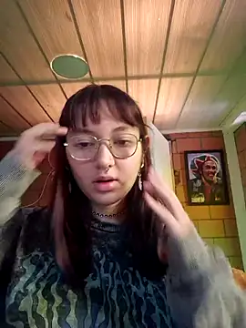 Violetaa Leee online show from September 19, 4:29 pm