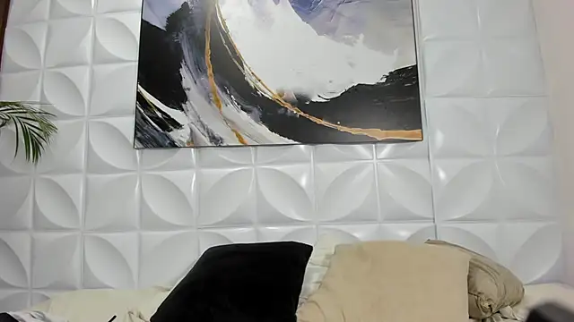 Snapshot of Emma_cartter1 chatting on October 10, 9:30 am Emma cartter1 online show from October 10, 9:30 am