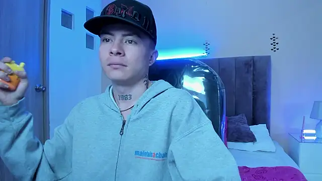 Nascary Fox online show from March 14, 12:10 pm