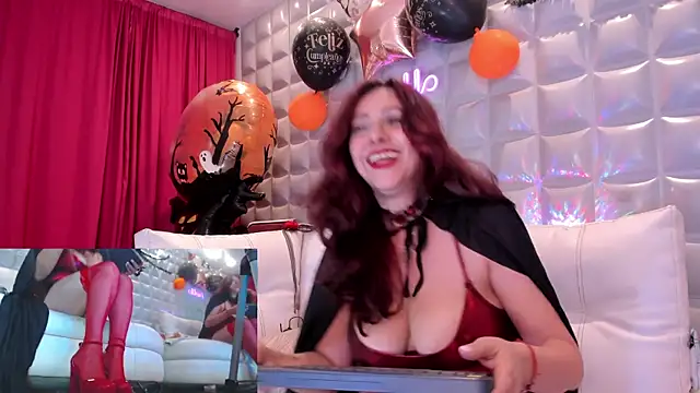 Madame Angelic  online show from October 21, 5:19 am