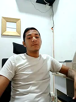 Snapshot of JoaoSalgado chatting on September 14, 12:21 am JoaoSalgado online show from September 14, 12:21 am