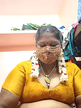 bakyasree143 online show from May 7, 8:58 pm