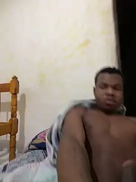 Snapshot of leumas_gg chatting on October 22, 7:41 am leumas gg online show from October 22, 7:41 am