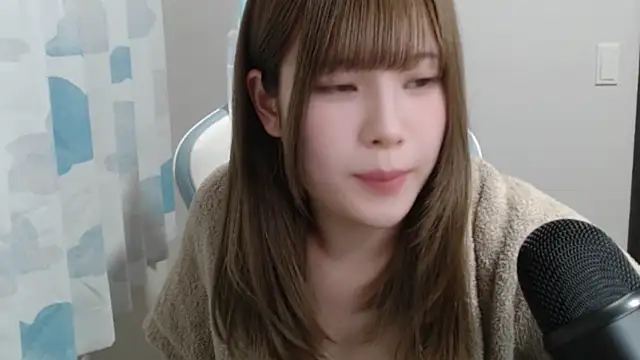 asuka xoxo online show from February 6, 4:10 pm