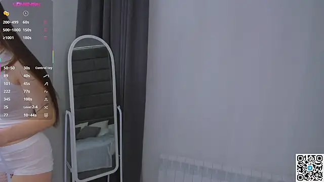 Hina Smith online show from January 17, 11:59 am