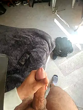 Mzjdgquiu online show from May 5, 3:09 pm