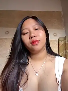 Snapshot of maianhcute chatting on September 19, 12:45 am maianhcute online show from September 19, 12:45 am