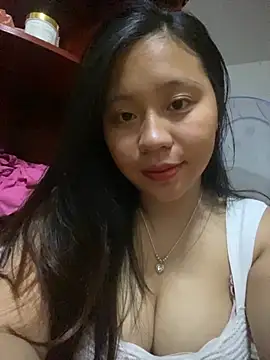 Snapshot of maianhcute chatting on September 23, 1:47 pm maianhcute online show from September 23, 1:47 pm