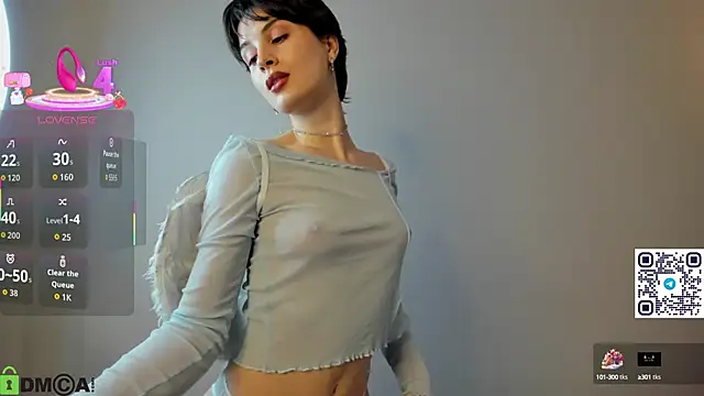 Adeline Perle online show from September 19, 1:18 am