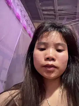 Snapshot of Ngoc-bbi chatting on May 18, 5:19 pm Ngoc-bbi online show from May 18, 5:19 pm