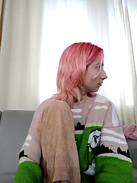 Snapshot of Liann_Stark chatting on November 13, 6:23 am Liann Stark online show from November 13, 6:23 am