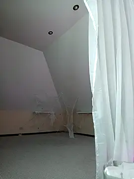 Snapshot of Liann_Stark chatting on November 20, 6:24 am Liann Stark online show from November 20, 6:24 am