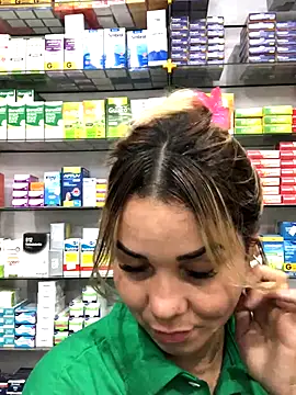 Snapshot of imoly99 chatting on October 27, 6:56 pm imoly99 online show from October 27, 6:56 pm