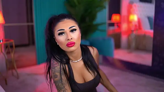 Snapshot of ArabellaPosh chatting on October 17, 5:10 am ArabellaPosh online show from October 17, 5:10 am