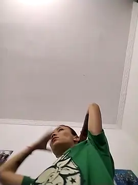 Snapshot of dulcelatin21 chatting on October 25, 5:08 pm dulcelatin21 online show from October 25, 5:08 pm