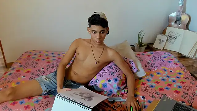 AliottTwink online show from October 28, 8:22 pm