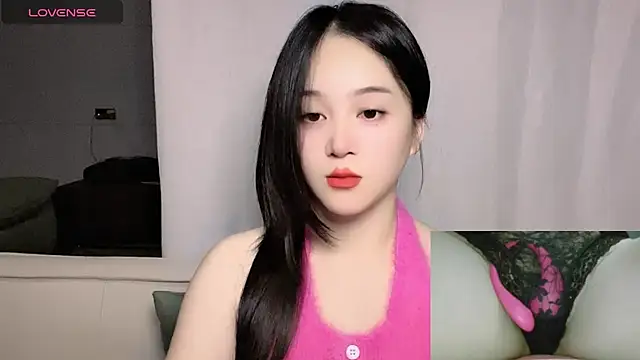 Snapshot of woaiqinqin chatting on November 8, 4:07 pm woaiqinqin online show from November 8, 4:07 pm