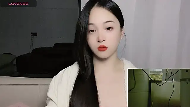 Snapshot of woaiqinqin chatting on December 5, 3:52 pm woaiqinqin online show from December 5, 3:52 pm