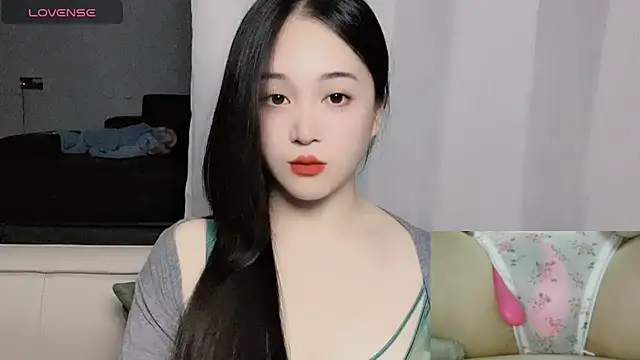 Snapshot of woaiqinqin chatting on December 15, 4:11 pm woaiqinqin online show from December 15, 4:11 pm