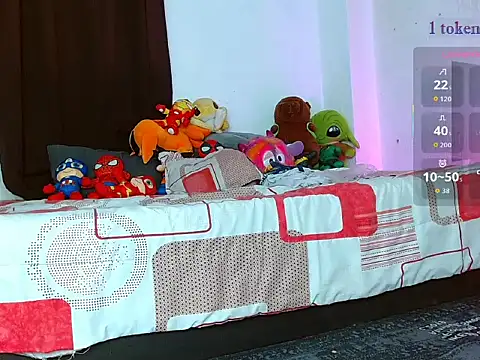 aaronjames1 online show from December 1, 10:26 pm