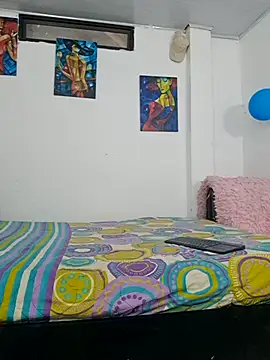 zoe stp latina online show from November 11, 6:19 pm