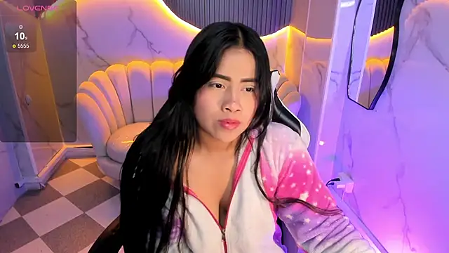 Victoria b  online show from October 23, 7:56 pm