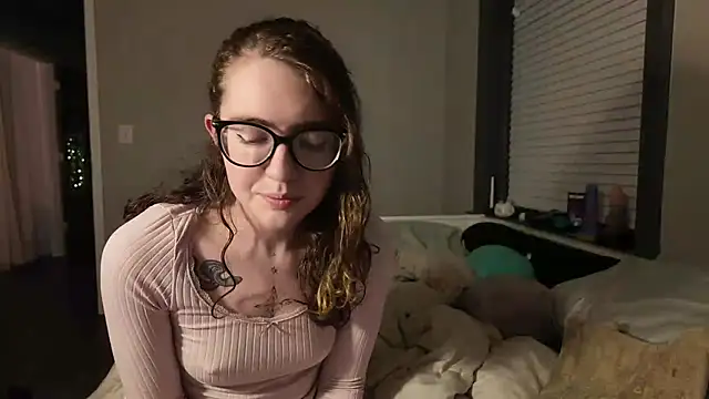 knottybunny online show from November 26, 11:44 am