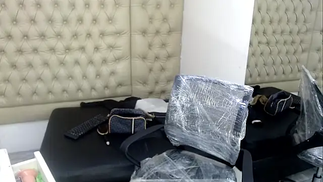 JessicaHott01 online show from November 20, 1:28 am