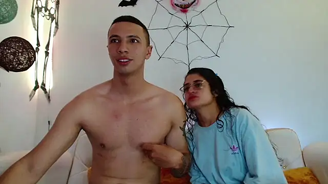 Snapshot of Luna_Noire1 chatting on November 4, 11:37 pm Luna Noire1 online show from November 4, 11:37 pm