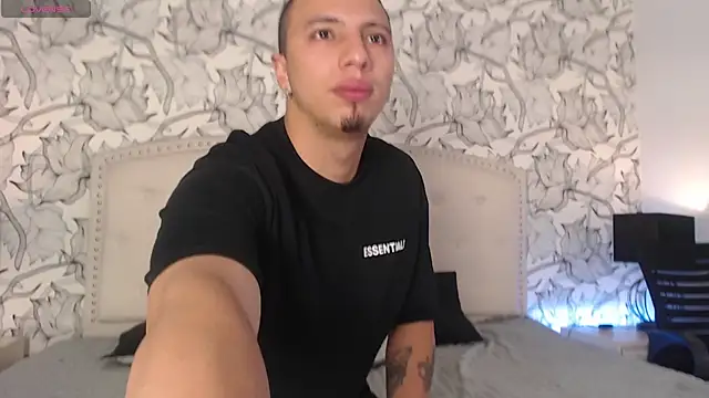 Luna Noire1 online show from April 21, 4:19 am