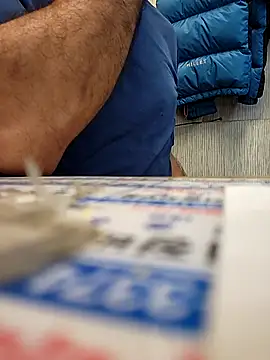 anggllaaa online show from October 17, 2:26 am