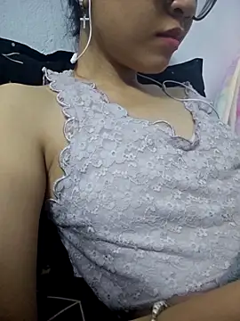 Snapshot of _Thaotam_ chatting on October 10, 11:09 am Thaotam online show from October 10, 11:09 am