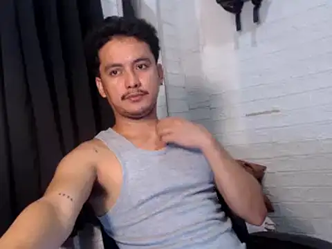 Snapshot of Tempting_jon chatting on November 27, 9:44 am Tempting jon online show from November 27, 9:44 am