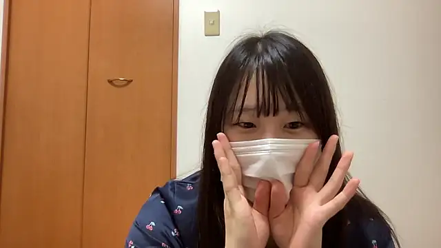 Snapshot of nuu_u chatting on October 1, 3:07 pm nuu u online show from October 1, 3:07 pm