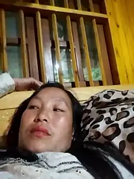 miss-su online show from March 24, 10:42 am