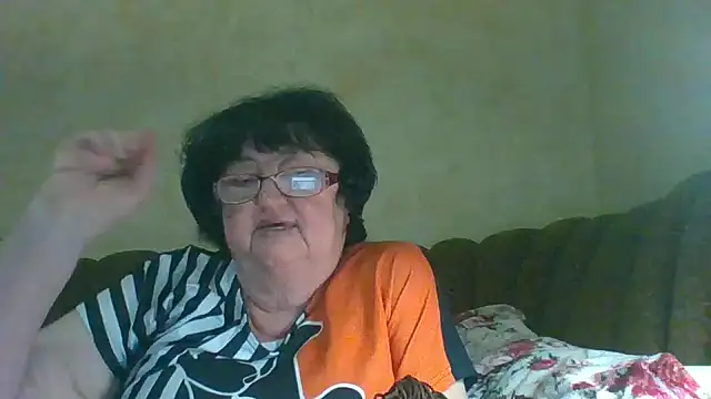 MilaSky5303 online show from November 3, 9:05 pm