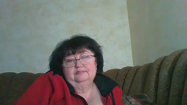 Snapshot of MilaSky5303 chatting on February 11, 12:32 pm MilaSky5303 online show from February 11, 12:32 pm