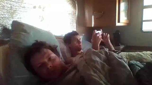 Snapshot of DeafGuyProud389 chatting on November 9, 5:55 pm DeafGuyProud389 online show from November 9, 5:55 pm