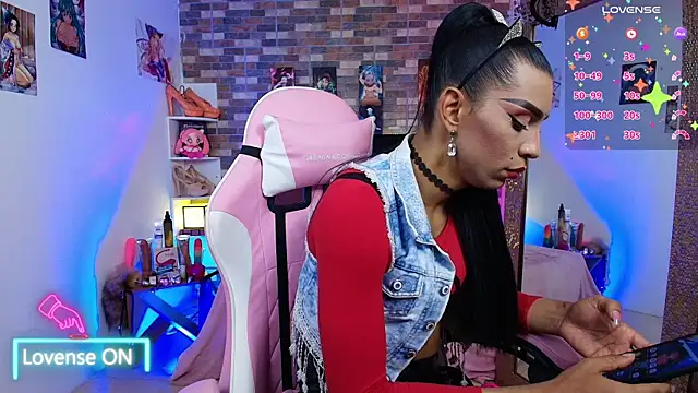 Starhott  online show from September 23, 7:06 pm