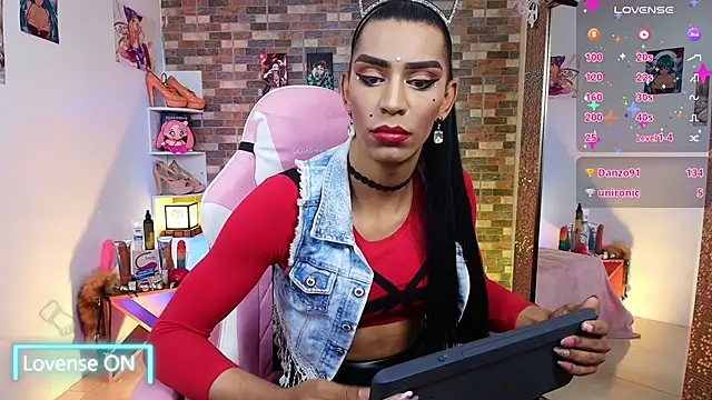 Starhott  online show from September 24, 7:12 am