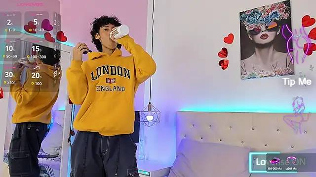 Snapshot of Thedoll_ethan7 chatting on October 7, 7:55 pm Thedoll ethan7 online show from October 7, 7:55 pm