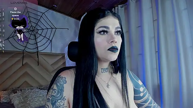  raven black online show from October 17, 2:41 pm