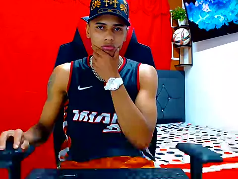 cristian tayron1 online show from July 13, 7:55 am