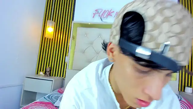 Just18Jake online show from April 15, 12:17 am