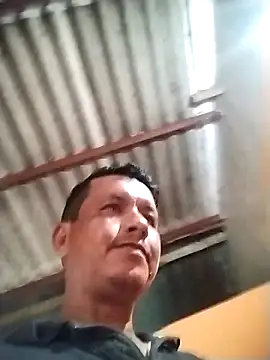 Snapshot of colombiano198720 chatting on November 17, 12:00 pm colombiano198720 online show from November 17, 12:00 pm