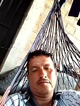 colombiano198720 online show from November 29, 8:01 pm