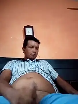 colombiano198720 online show from December 22, 12:02 pm