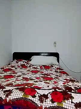 Snapshot of Banouti_23 chatting on October 11, 12:15 pm Banouti 23 online show from October 11, 12:15 pm