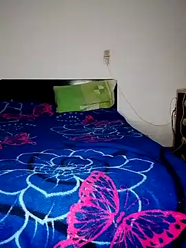 Snapshot of Banouti_23 chatting on October 21, 12:06 pm Banouti 23 online show from October 21, 12:06 pm