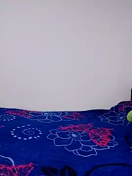 Snapshot of Banouti_23 chatting on November 18, 12:31 pm Banouti 23 online show from November 18, 12:31 pm